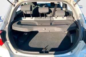 Toyota Yaris 1.5 100H Active - Foto 8