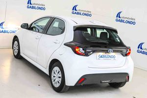 Toyota Yaris 1.5 120H Active Tech - Foto 13