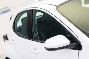 Toyota Yaris 1.5 120H Active Tech - Foto 17