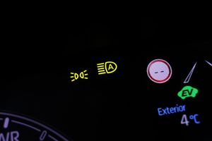 Toyota Yaris 1.5 120H Active Tech - Foto 51