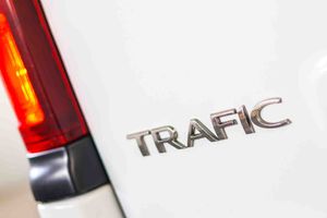 Renault Trafic L2H1 2.0 dCi - Foto 11