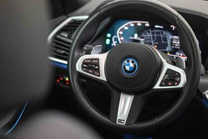 BMW X5 xDrive45e **Techo panorámico** MSport - Foto 41