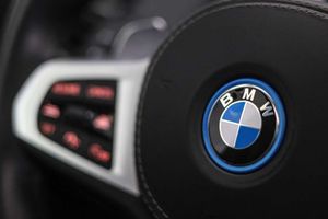 BMW X5 xDrive45e **Techo panorámico** MSport - Foto 42