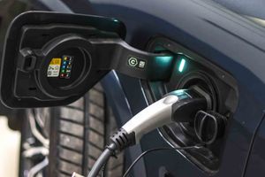 BMW X5 xDrive45e **Techo panorámico** MSport - Foto 10