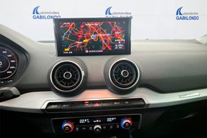 Audi Q2 35 TFSI 110kW (150CV) S tronic - Foto 8