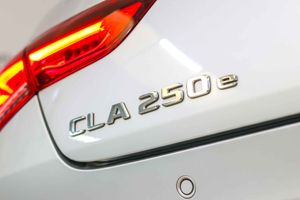 Mercedes CLA CLA 250 e Shooting Brake - Foto 14