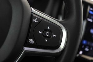 Volvo XC60 2.0 T6 AWD Recharge Core Auto - Foto 41