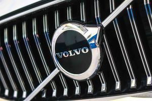 Volvo XC60 2.0 T6 AWD Recharge Core Auto - Foto 13