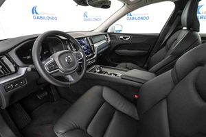 Volvo XC60 2.0 T6 AWD Recharge Core Auto - Foto 30