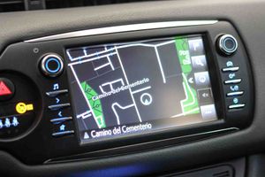 Toyota Yaris 1.5 100H Advance - Foto 46