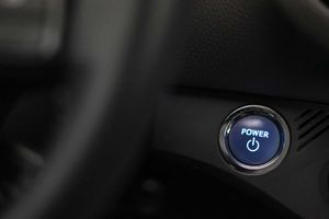 Toyota Yaris 1.5 100H Advance - Foto 41