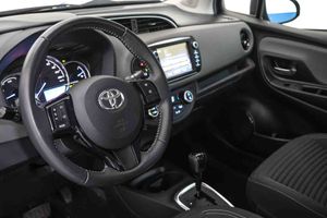 Toyota Yaris 1.5 100H Advance - Foto 5