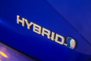 Toyota Yaris 1.5 100H Advance - Foto 22