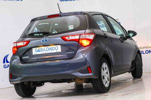 Toyota Yaris 1.5 100H Advance - Foto 25