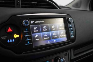 Toyota Yaris 1.5 100H Advance - Foto 54