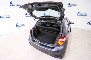 Toyota Yaris 1.5 100H Advance - Foto 50