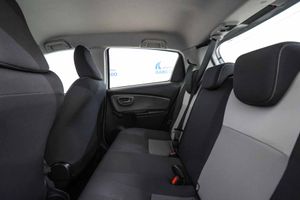 Toyota Yaris 1.5 100H Advance - Foto 47