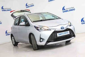 Toyota Yaris 1.5 100H Advance - Foto 17