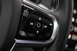 Volvo S90 2.0 B4 G R-Design Auto - Foto 39