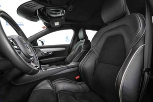 Volvo S90 2.0 B4 G R-Design Auto - Foto 29