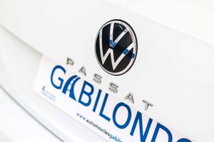 Volkswagen Passat Variant Business 1.5 TSI 110kW - Foto 11