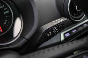 Audi Q2 35 TFSI 110kW (150CV) S tronic **Techo panorámico** - Foto 39