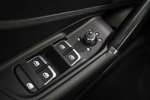 Audi Q2 35 TFSI 110kW (150CV) S tronic **Techo panorámico** - Foto 31