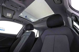 Audi Q2 35 TFSI 110kW (150CV) S tronic **Techo panorámico** - Foto 28