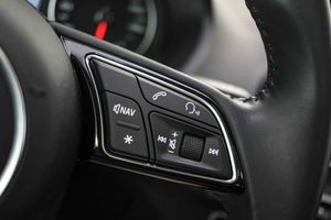 Audi Q2 35 TFSI 110kW (150CV) S tronic **Techo panorámico** - Foto 37