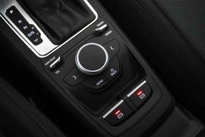 Audi Q2 35 TFSI 110kW (150CV) S tronic **Techo panorámico** - Foto 43