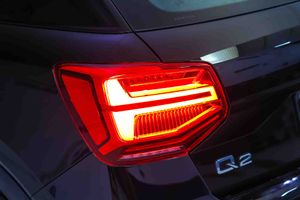 Audi Q2 35 TFSI 110kW (150CV) S tronic **Techo panorámico** - Foto 16