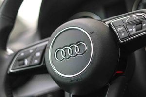 Audi Q2 35 TFSI 110kW (150CV) S tronic **Techo panorámico** - Foto 35