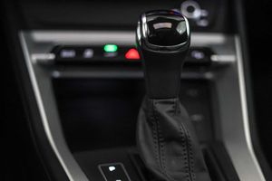 Audi Q3 Sportback 45 TFSIe S tronic **Techo panorámico** - Foto 46