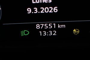 Audi Q3 Sportback 45 TFSIe S tronic **Techo panorámico** - Foto 6