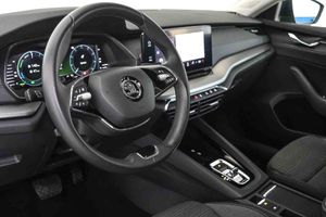 Skoda Octavia Combi 1.4 TSI 110kW/150kW DSG PHEV Ambit - Foto 5