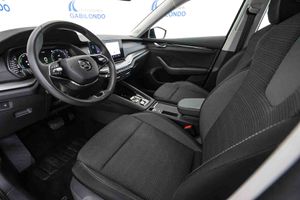 Skoda Octavia Combi 1.4 TSI 110kW/150kW DSG PHEV Ambit - Foto 29