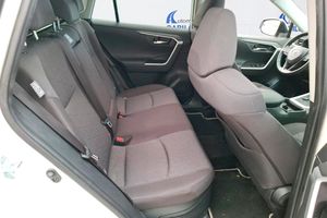 Toyota Rav4 2.5l 220H Business 4WD - Foto 6