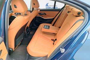 BMW Serie 3 320e **Techo panorámico** - Foto 6