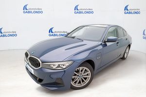 BMW Serie 3 320e **Techo panorámico** - Foto 2