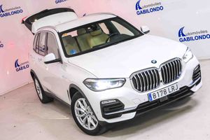BMW X5 xDrive45e - Foto 25