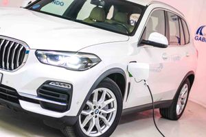 BMW X5 xDrive45e - Foto 10