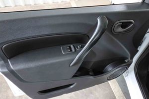Renault Kangoo E-Tech ZE Confort - Foto 29