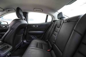 Volvo S60 B3 G Start DCT 7 - Foto 43