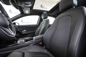 Mercedes Clase A Sedán A 200 - Foto 26