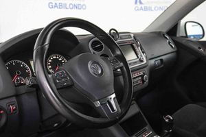 Volkswagen Tiguan 2.0 TDI 140cv 4x2 T1 BlueMotion Tech - Foto 5