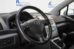 Toyota Corolla Verso 2.2 D-4D 177cv Sport *7 Plazas* - Foto 5