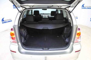 Toyota Corolla Verso 2.2 D-4D 177cv Sport *7 Plazas* - Foto 18