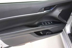 Toyota Camry 2.5 220H Advance - Foto 30