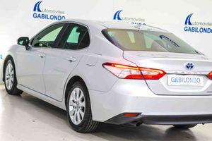 Toyota Camry 2.5 220H Advance - Foto 26