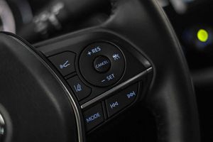 Toyota Camry 2.5 220H Advance - Foto 38